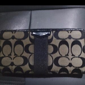 Coach Wallet Black and Gray. GUC